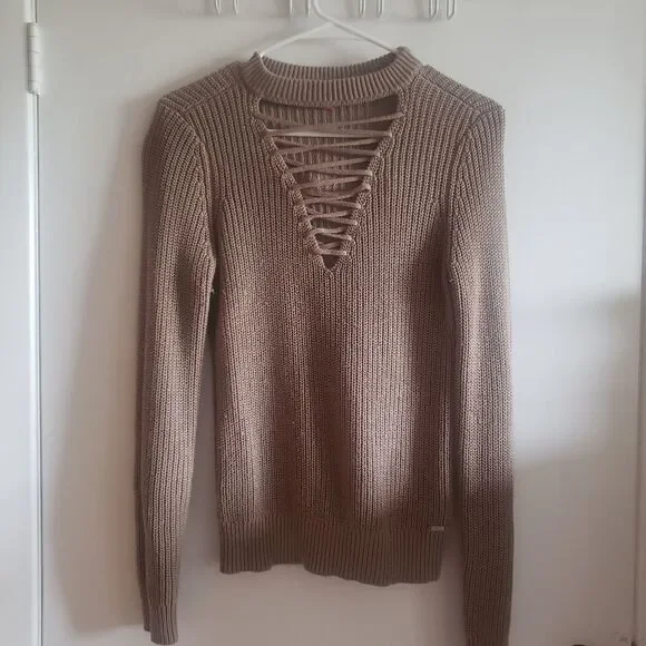 GUESS Sweater - Picture 1 of 3
